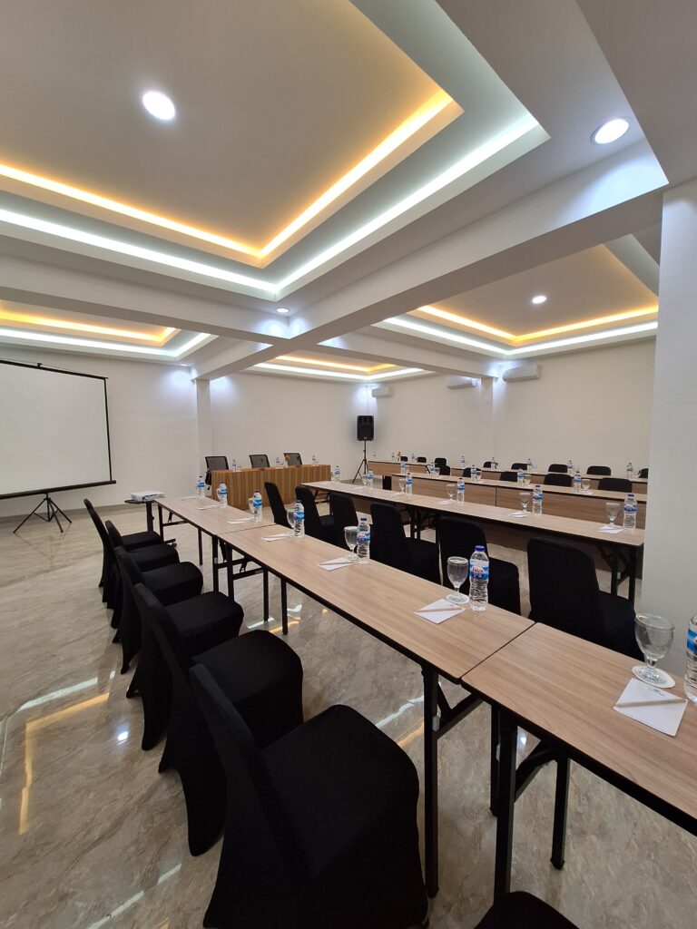 WhatsApp Image 2025-04-03 at 08.25.25 (3)